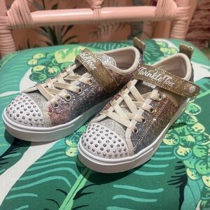 Kids Glitter Sneakers light up never worn - Gold and Silver